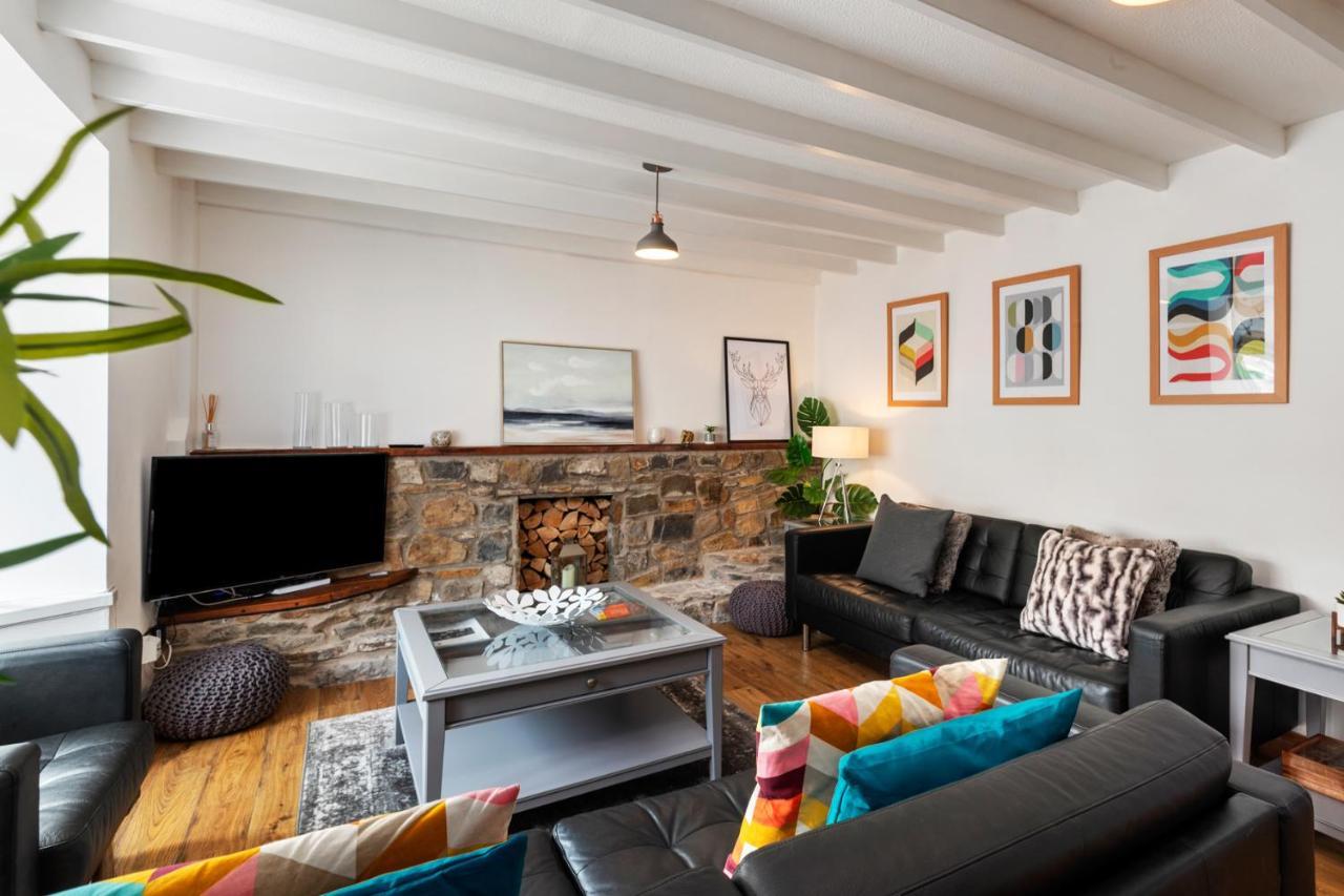 Ivydene - Beautiful Cottage, Stone Throw From Beach, Wonderful Sea Views サンダースフット エクステリア 写真
